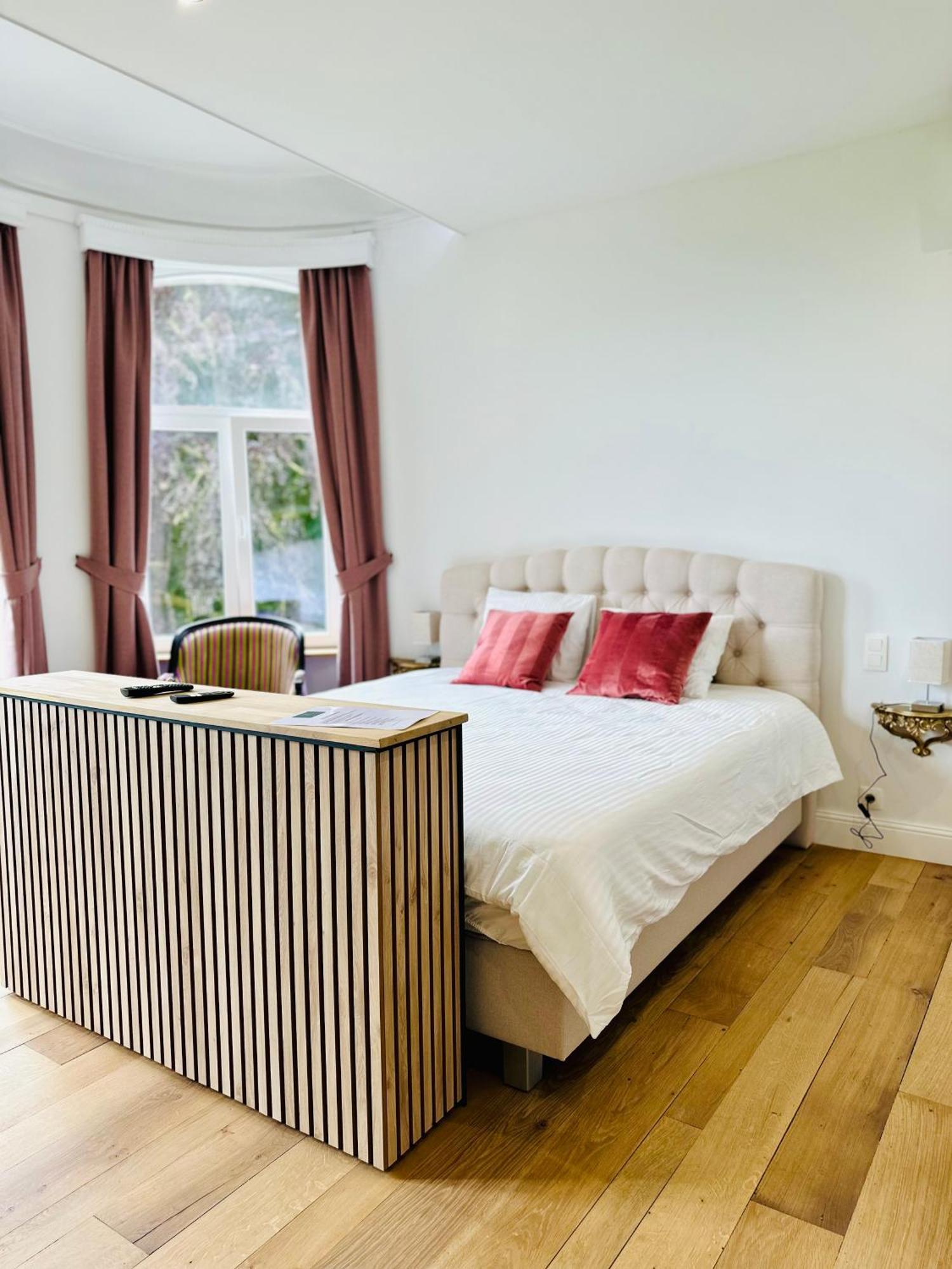 Suite Luxueuse Au Chateau De Saint Vitu 104 Tinlot Exterior foto
